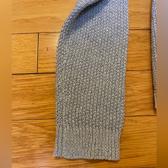 Joe Fresh Knitted Sweater with open back - Picture 2 of 5